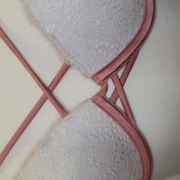 PINK Victoria's Secret Date Push-Up Bra - Picture 3 of 7